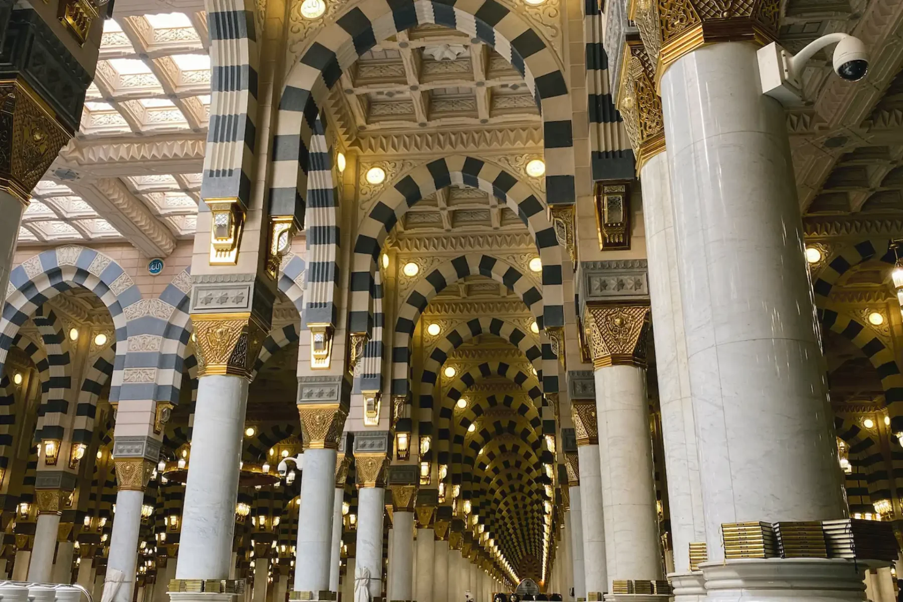 nabawi-mosque-2025-01-27-23-59-17-utc